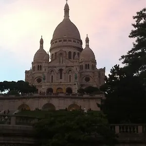 Riviera 3*, Paris France